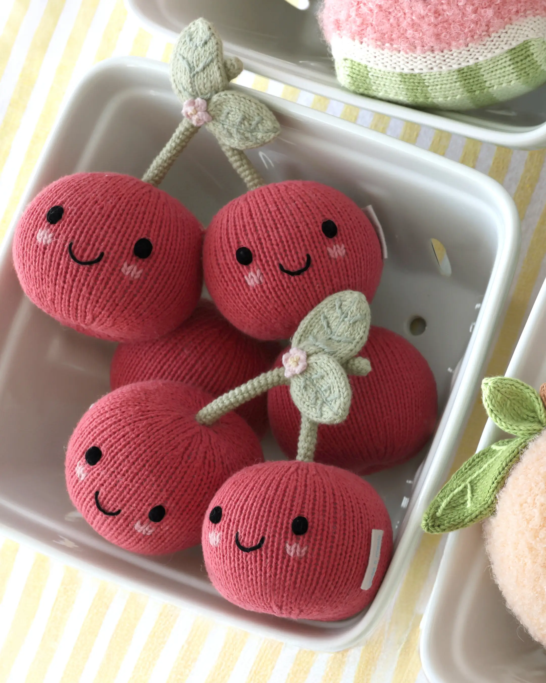 Baby cherries - Image 4