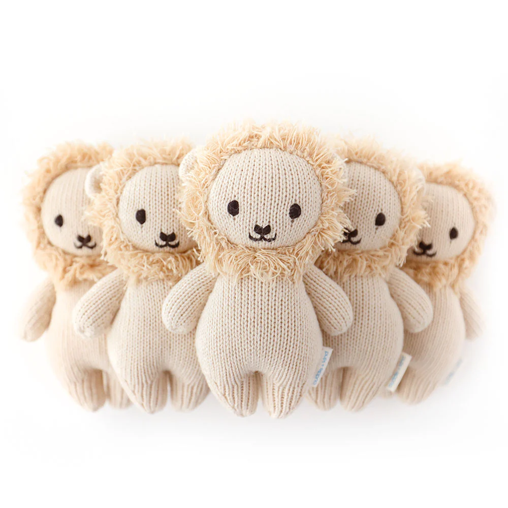 Baby lion - Image 7