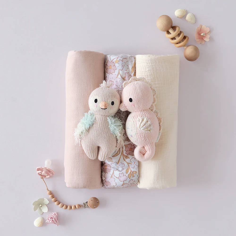 Baby seahorse (powder pink) - Image 6