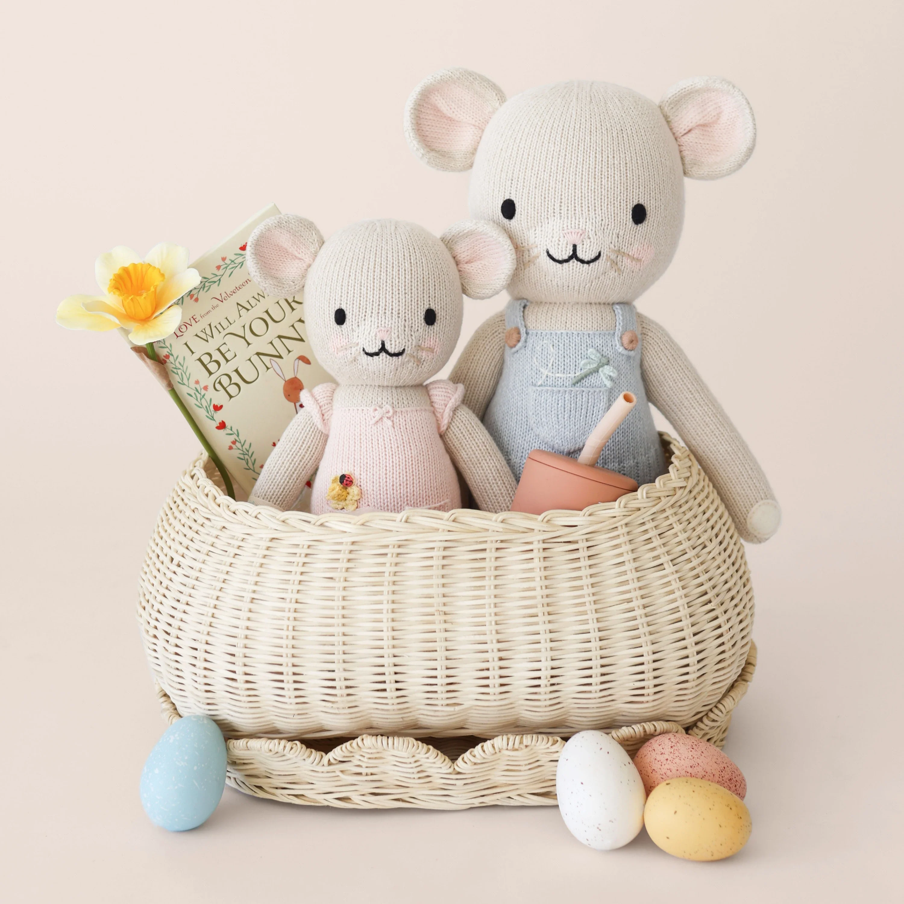 Beatrice the mouse (blush) - Image 4