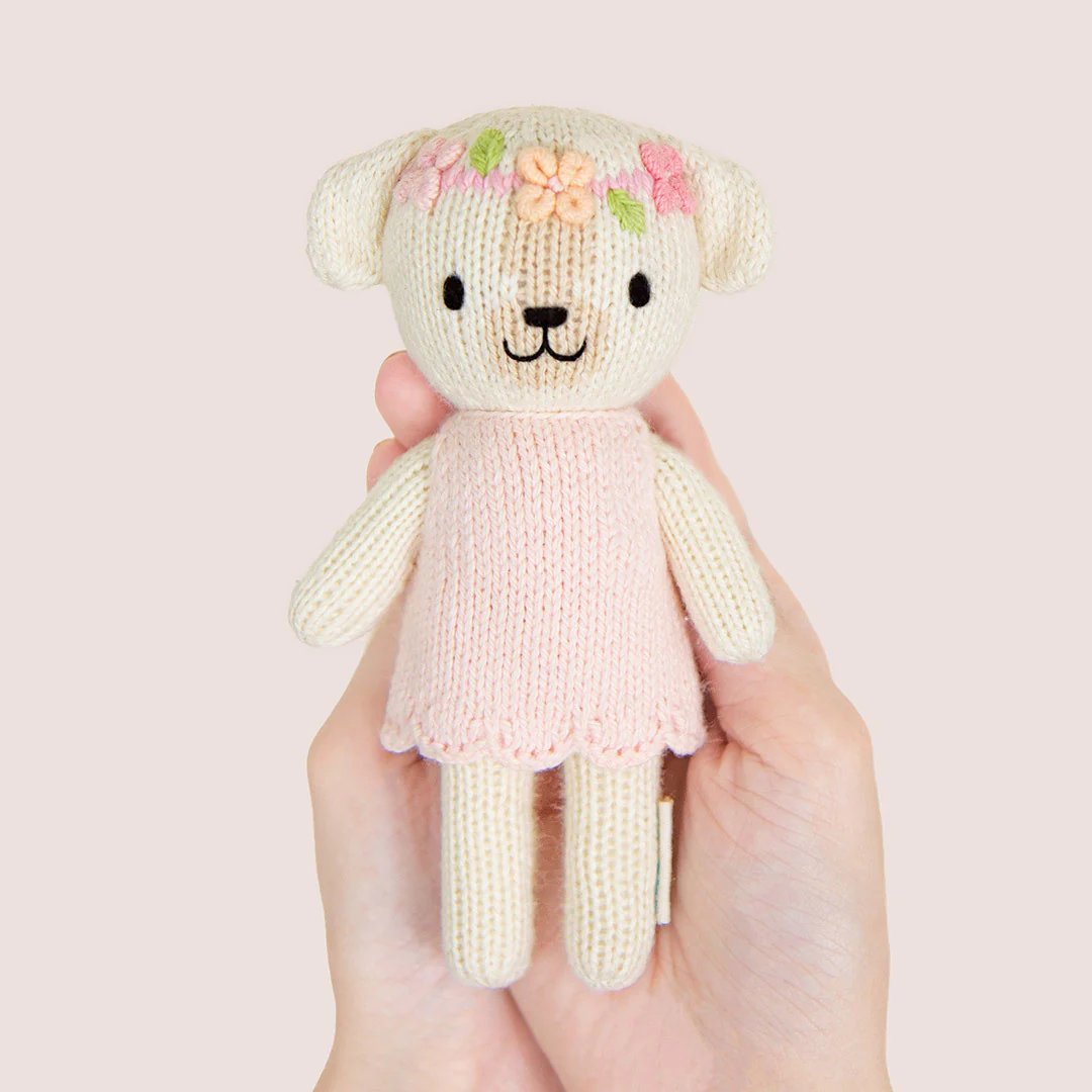 Tiny Charlotte the dog - Image 7