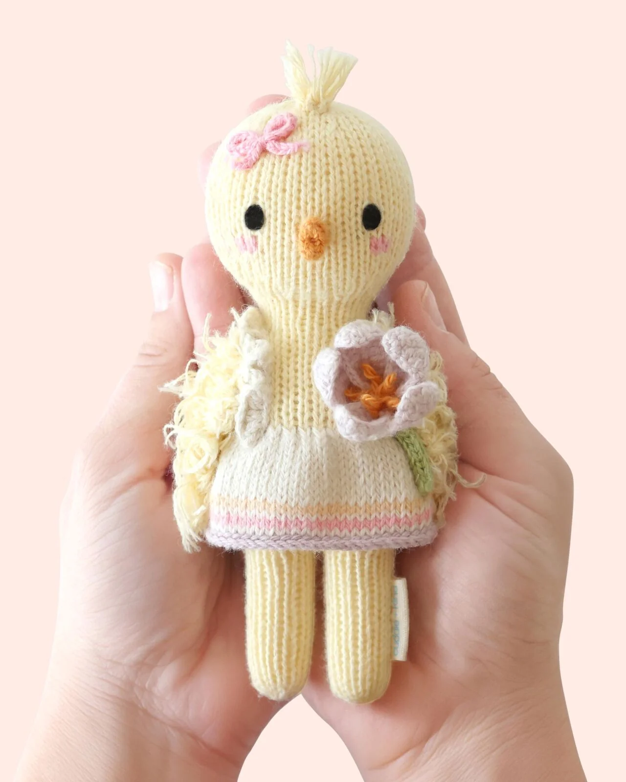 Tiny Magnolia the chick - Image 3